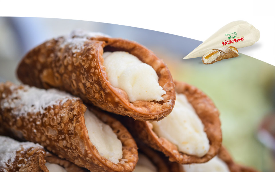 kit cannoli ricotta di pecora per catering Sheep milk ricotta cream catering horeca